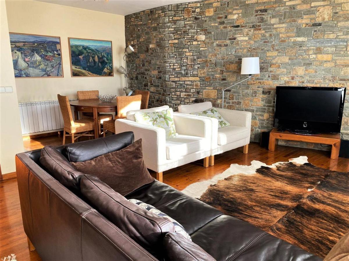 Esplendida Casa En El Centro De Llivia Con Piscina别墅 外观 照片